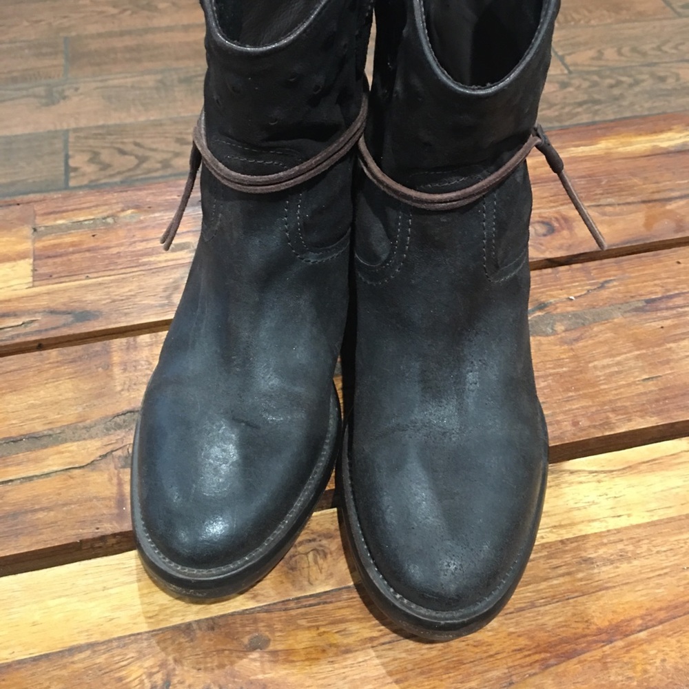 Catering martins  ladies  low cut leather boots